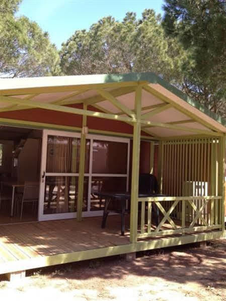 Camping Neptuno Hotel Pals Exterior photo